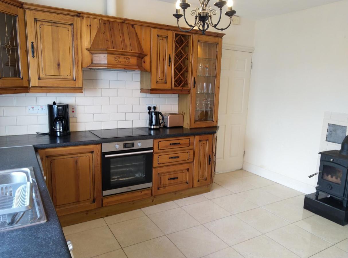 Kilronan Holiday Homes ภายนอก รูปภาพ